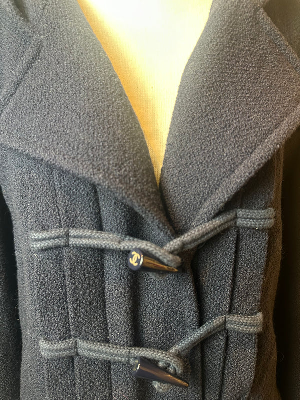 Chanel Navy Duffle Short Coat CC Button Closure Coat Wool FR 40 2013 Métiers d'Art collection Collared Jacket