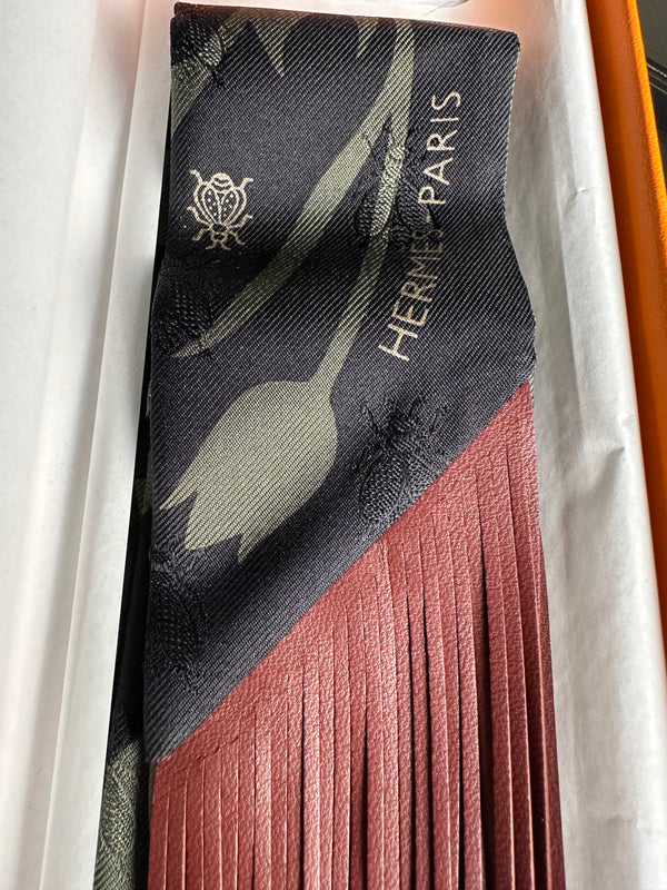 Rare! New Hermes Scarf Silk Calfskin Bouquet Final Fringed Tassle Twilly Vert Loden Black “Dual Essence” Twilly Leather Bouquet Final Abeille Black Loden Rouge H