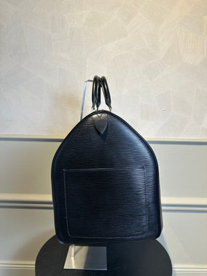 Louis Vuitton Keepall Epi Leather Black Holdall weekender 43hr bag vintage unique LV monogram detail monochrome