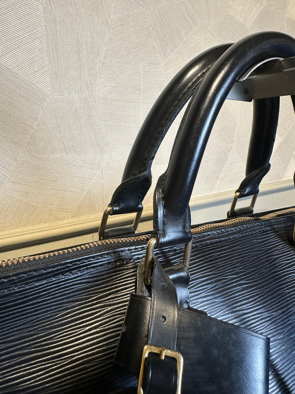 Louis Vuitton Keepall Epi Leather Black Holdall weekender 43hr bag vintage unique LV monogram detail monochrome