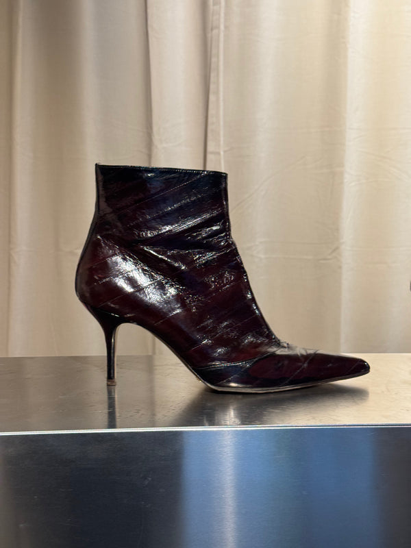 Dolce &amp; Gabbana D&amp;G Burgundy Exotic Leather Ankle Boots Pointed Toe Gold Zip Stiletto Heel Size EU 40