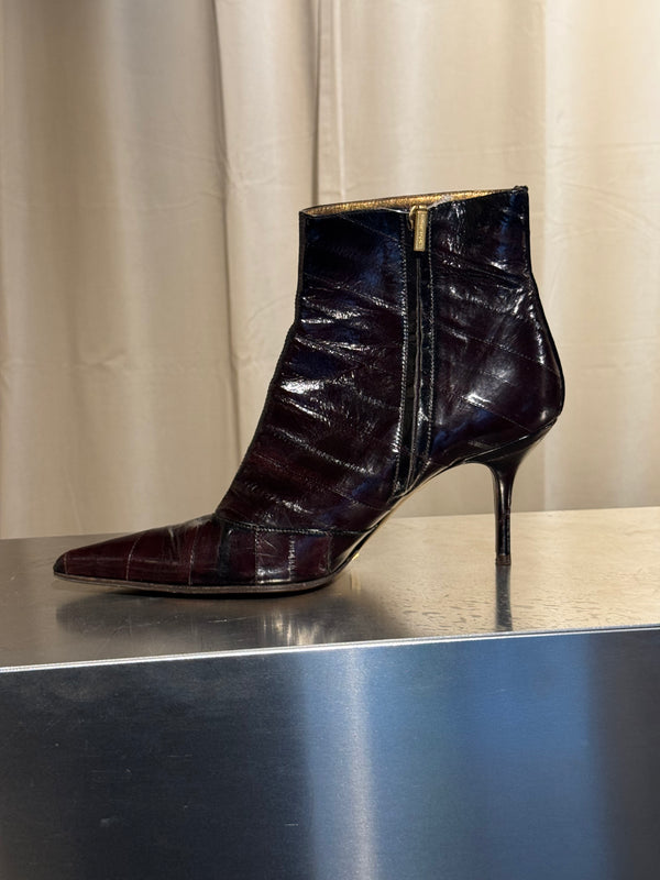 Dolce &amp; Gabbana D&amp;G Burgundy Exotic Leather Ankle Boots Pointed Toe Gold Zip Stiletto Heel Size EU 40