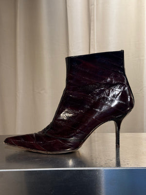 Dolce &amp; Gabbana D&amp;G Burgundy Exotic Leather Ankle Boots Pointed Toe Gold Zip Stiletto Heel Size EU 40
