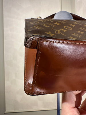 Louis Vuitton Vintage Monceau 28 Monogram 1994 Top Handle Bag leather push lock