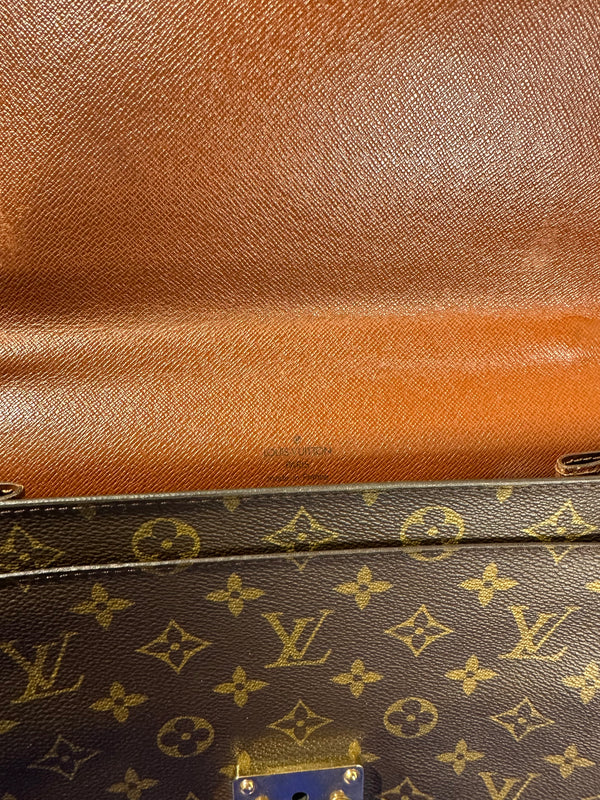 Louis Vuitton Vintage Monceau 28 Monogram 1994 Top Handle Bag leather push lock