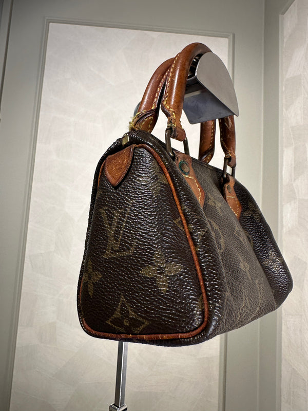 Louis Vuitton Nano Mini Speedy Bag Vintage Monogram Classic Style Chic bowler bag brown leather handles rare