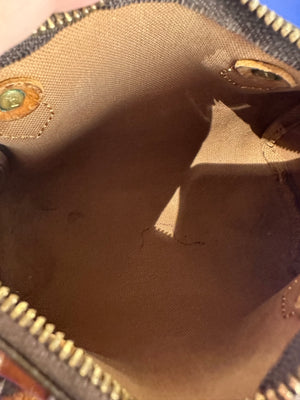 Louis Vuitton Nano Mini Speedy Bag Vintage Monogram Classic Style Chic bowler bag brown leather handles rare