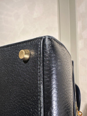Hermès Kelly 32 Handbag Black Top Handle Vintage Clochette Lock Black leather Gold Hardware Very Good Condition Iconic