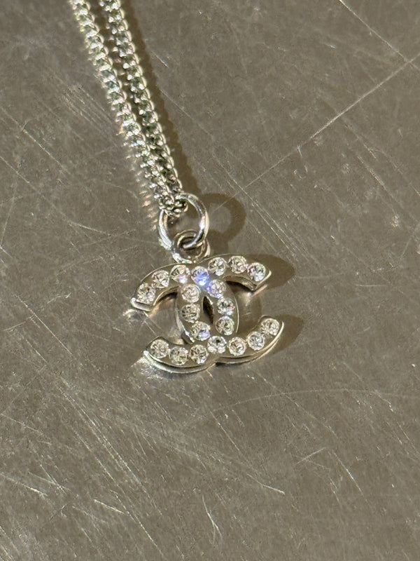 Chanel Reversible CC Logo Pendant Necklace Silver Tone Rhinestone Crystal Double Sided Chain with Box