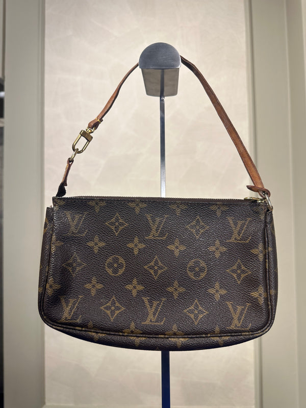 Louis Vuitton Vintage Pochette Accessoires Shoulder Bag Leather Monogram Iconic Classic LV Brown
