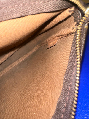 Louis Vuitton Vintage Pochette Accessoires Shoulder Bag Leather Monogram Iconic Classic LV Brown