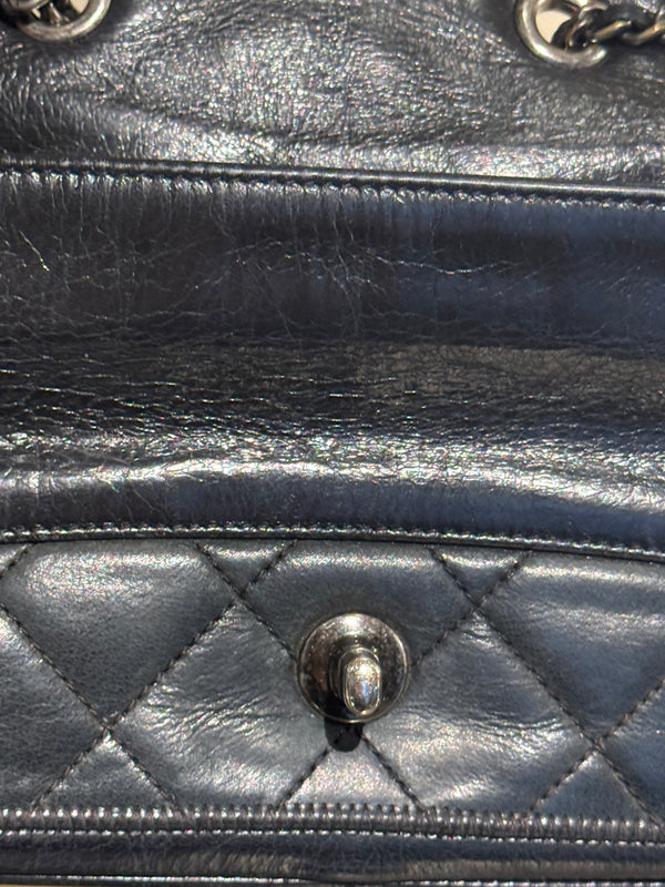 Chanel Black Quilted Leather Flap Shoulder Bag CC Turnlock Chain Strap Entrupy Certificate No Serial Sticker