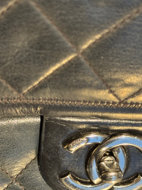 Chanel Black Quilted Leather Flap Shoulder Bag CC Turnlock Chain Strap Entrupy Certificate No Serial Sticker