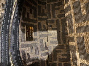 Fendi Baguette Multipocket Shoulder Bag Autum-Winter 2023/24 Black Leather Classic FF Gold Hardware