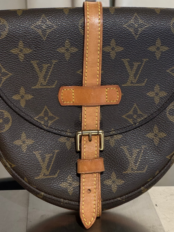 Louis Vuitton Vintage Chantilly PM Monogram Canvas Crossbody Shoulder Bag Brown Leather Trim