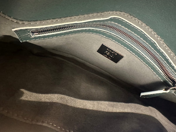 Fendi Baguette Wave detail Shoulder Bag Autum-Winter 2024 Green Khaki Leather Classic FF Monochrome green Hardware