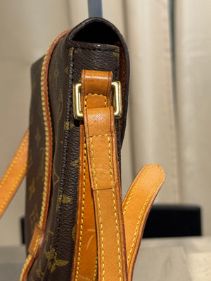 Louis Vuitton Vintage Chantilly PM Monogram Canvas Crossbody Shoulder Bag Brown Leather Trim