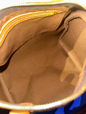 Louis Vuitton Speedy 25 Bag Vintage Monogram Classic Style Chic bowler bag brown leather handles good condition