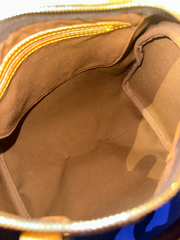 Louis Vuitton Speedy 25 Bag Vintage Monogram Classic Style Chic bowler bag brown leather handles good condition