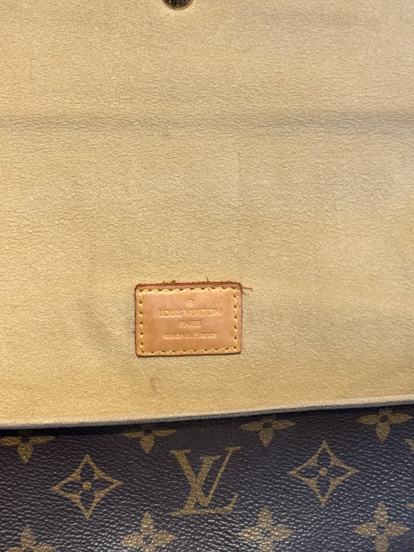 Louis Vuitton Vintage Monogram Canvas Hudson Bag Brown Leather Trim Gold Tone Hardware