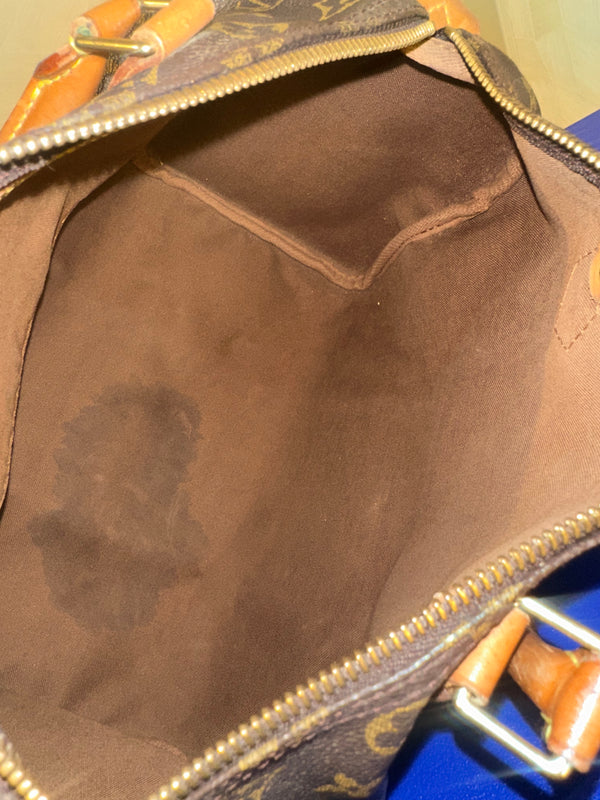 Louis Vuitton Speedy 30 Bag Vintage Monogram Classic Style Chic bowler bag brown leather handles good condition