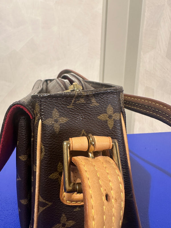 Louis Vuitton Viva Cite MM Trotter Shoulder bag Leather Monogram Iconic Classic LV Brown