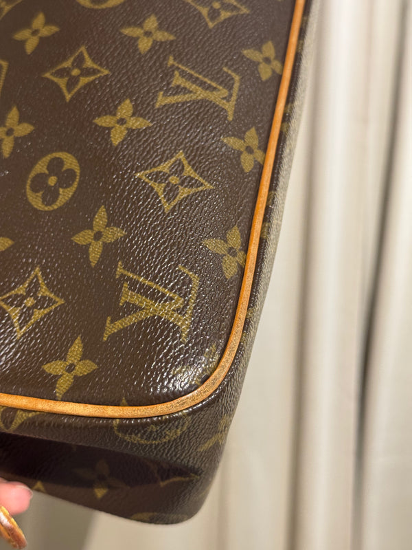 Louis Vuitton Vintage Monogram Canvas Viva Cite MM Shoulder Bag Vachetta Leather Strap Gold Hardware Flap Pockets