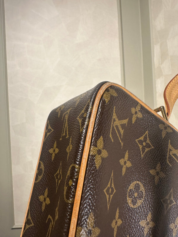 Louis Vuitton Viva Cite MM Trotter Shoulder bag Leather Monogram Iconic Classic LV Brown