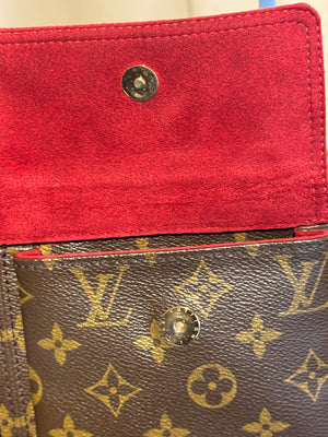 Louis Vuitton Vintage Monogram Canvas Viva Cite MM Shoulder Bag Vachetta Leather Strap Gold Hardware Flap Pockets