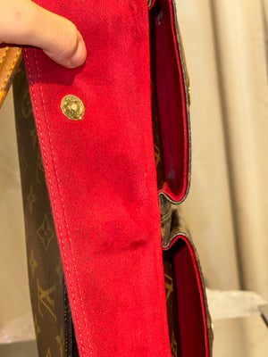 Louis Vuitton Vintage Monogram Canvas Viva Cite MM Shoulder Bag Vachetta Leather Strap Gold Hardware Flap Pockets