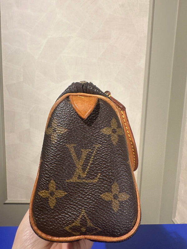 Louis Vuitton Nano Mini 15 Speedy Bag Vintage Monogram Classic Style Chic bowler bag brown leather handles rare