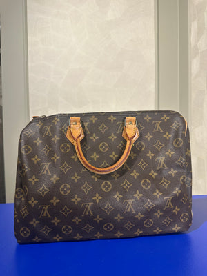 Louis Vuitton Speedy 35 Bag Vintage Monogram Classic Style Chic bowler bag brown leather handles good condition