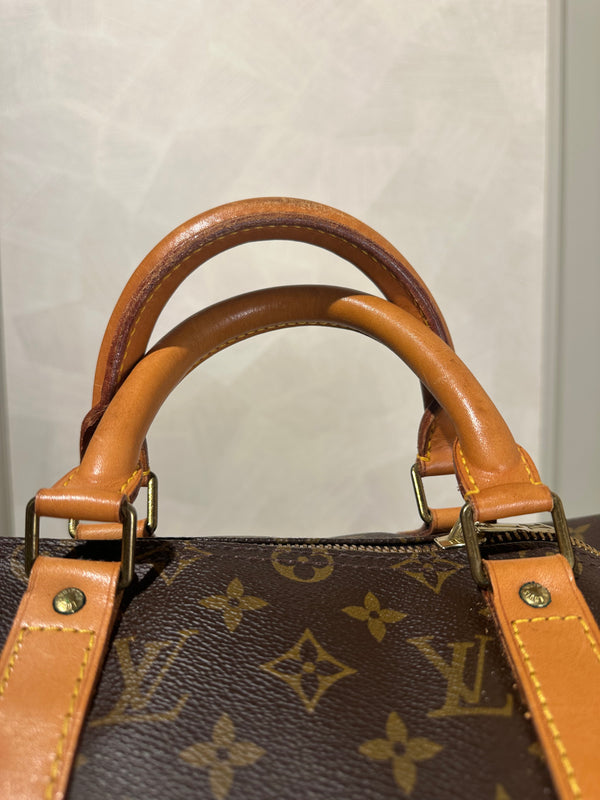 Louis Vuitton Keepall 55 Bag Vintage Monogram Classic Style 48hr weekender duffle bag brown leather handles