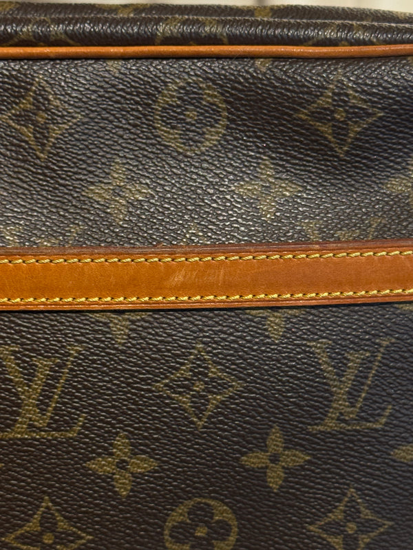 Louis Vuitton Vintage Trocadero Monogram Canvas Crossbody Shoulder Bag Brown Leather Trim Gold Tone Hardware