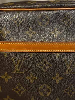 Louis Vuitton Vintage Trocadero Monogram Canvas Crossbody Shoulder Bag Brown Leather Trim Gold Tone Hardware