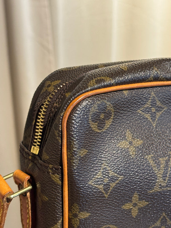 Louis Vuitton Vintage Trocadero Monogram Canvas Crossbody Shoulder Bag Brown Leather Trim Gold Tone Hardware