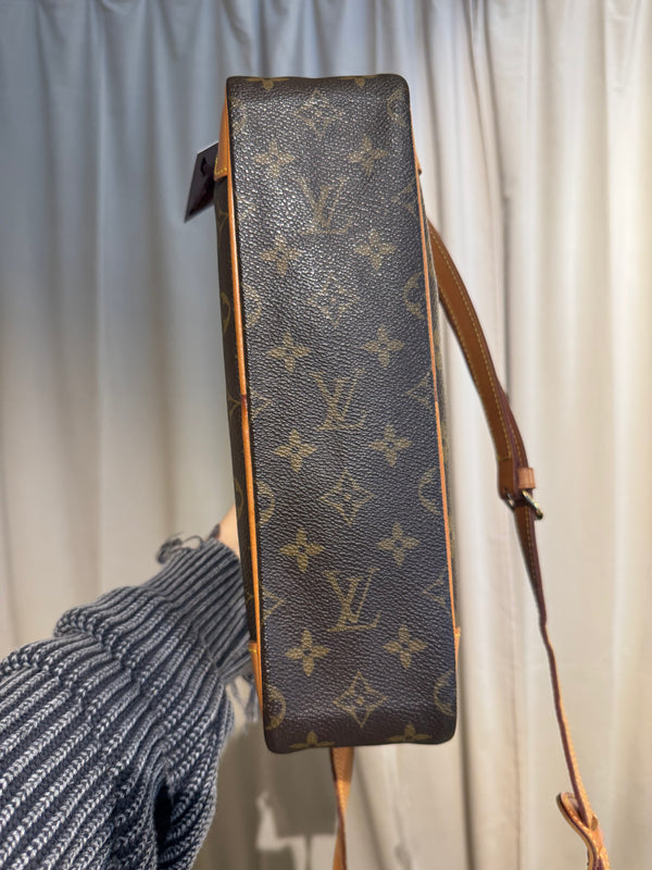 Louis Vuitton Vintage Trocadero Monogram Canvas Crossbody Shoulder Bag Brown Leather Trim Gold Tone Hardware