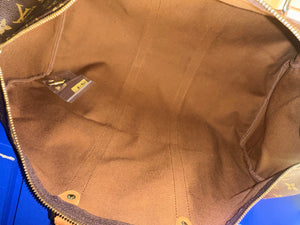 Louis Vuitton Keepall 55 Bag Vintage Monogram Classic Style 48hr weekender duffle bag brown leather handles