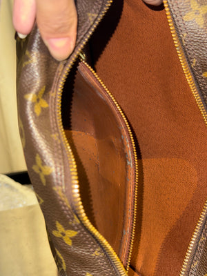 Louis Vuitton Vintage Trocadero Monogram Canvas Crossbody Shoulder Bag Brown Leather Trim Gold Tone Hardware