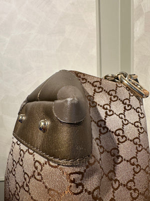 Gucci Shimmering Monogram Charmy Handbag Hobo GG canvas Heart-Bit Gold Metallic Shoulder Bag bronze metallic leather trim