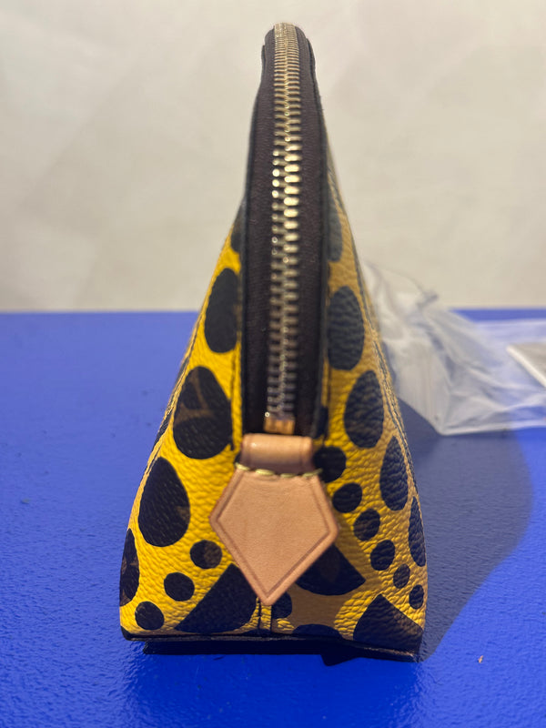 Louis Vuitton Monogram Yayoi Kusama 2023 Pumpkin Dots Cosmetic Pouch Yellow LV Limited Edition zip up bag