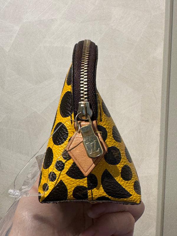 Louis Vuitton Monogram Yayoi Kusama 2023 Pumpkin Dots Cosmetic Pouch Yellow LV Limited Edition zip up bag
