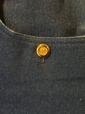 Chanel Boutique Vintage Dark Blue Stretch Denim High-Waisted Pencil Skirt with Gold CC Buttons 1990s