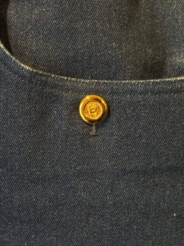 Chanel Boutique Vintage Dark Blue Stretch Denim High-Waisted Pencil Skirt with Gold CC Buttons 1990s