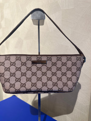 Gucci Boat Pochette GG Monogram Canvas Shoulder bag pochette Gucci logo zip closure chic 90s Pink Brown Very Good Condition