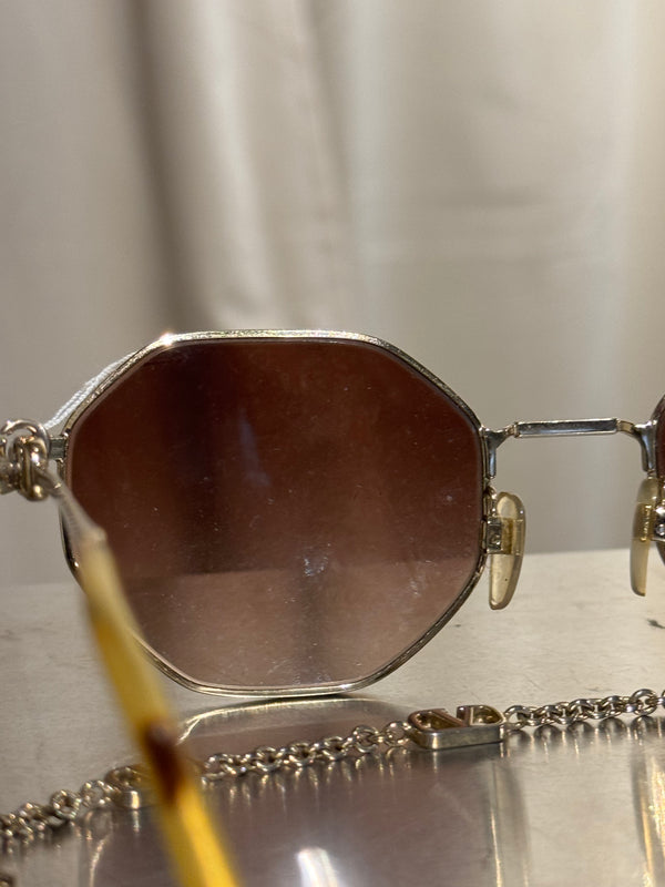 Valentino VA2040 Vintage Geometric Sunglasses Gold Tone Metal Frame Brown Gradient Lenses VLogo Chain