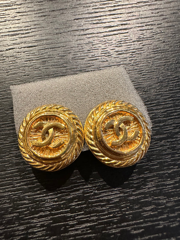 Chanel clip-on Gold CC classic style large stud statement logo rope plated earrings vintage