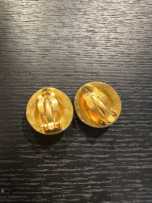 Chanel clip-on Gold CC classic style large stud statement logo rope plated earrings vintage Coco Mark motif studded