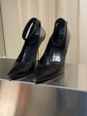 Gucci Vintage Tom Ford Black Leather Ankle Strap Pointed Toe High Stiletto Heel Evening Pumps Y2K Designer Shoes 39