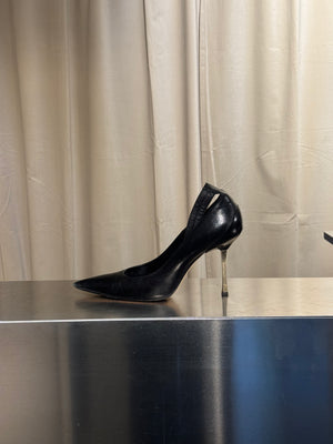 Gucci Vintage Tom Ford Black Leather Ankle Strap Pointed Toe High Stiletto Heel Evening Pumps Y2K Designer Shoes 39